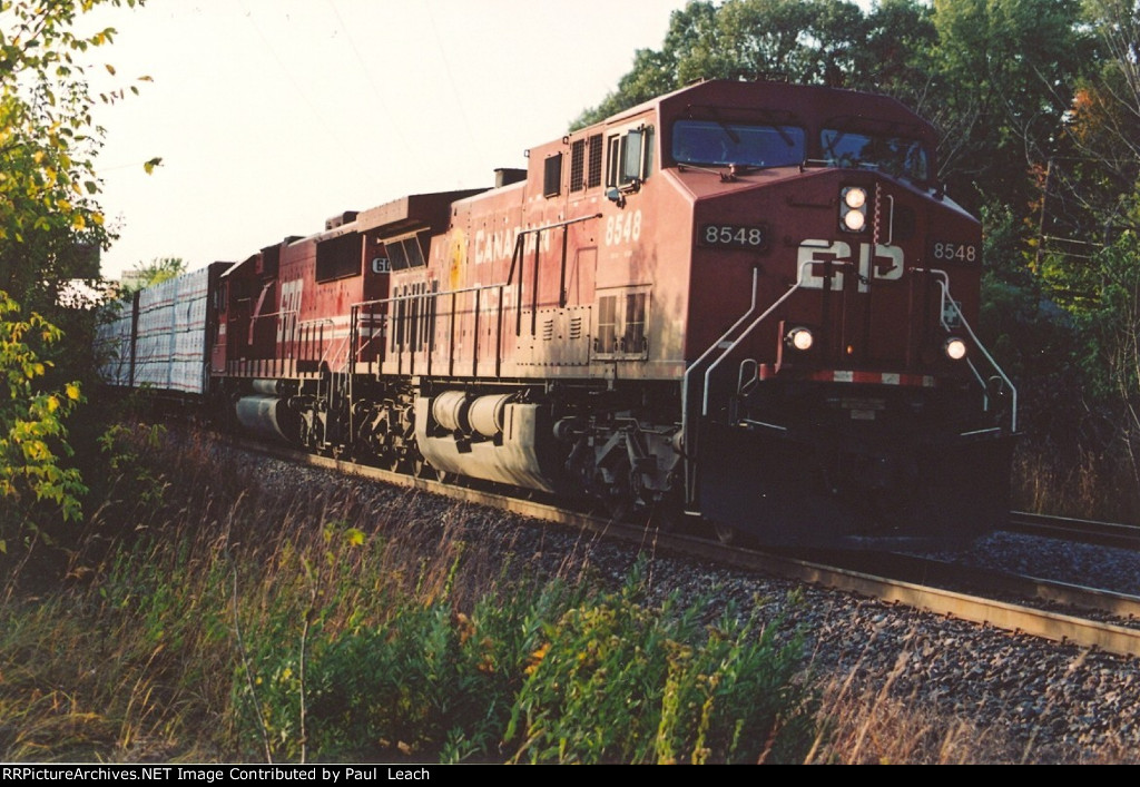 Manifest rolls east